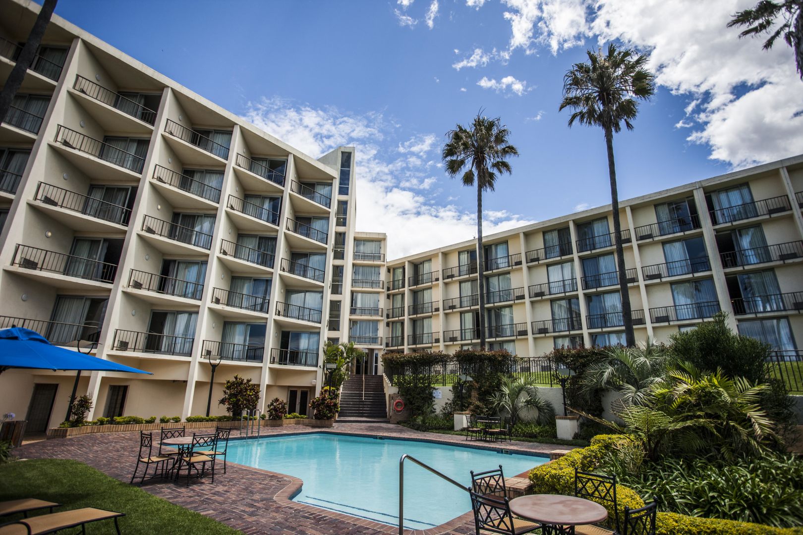 hotel-img